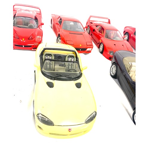 169 - Selection of 6 Burajo, Maisto model cars to include Ferrari, Jaguar etc