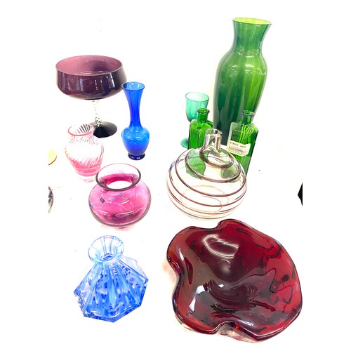 38 - Selection of vintage and later colour glass pieces to include vases, bowls and bottles
