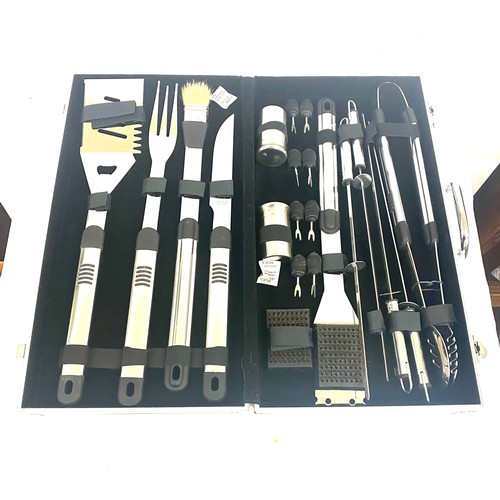5 - Deluxe barbeque toolset