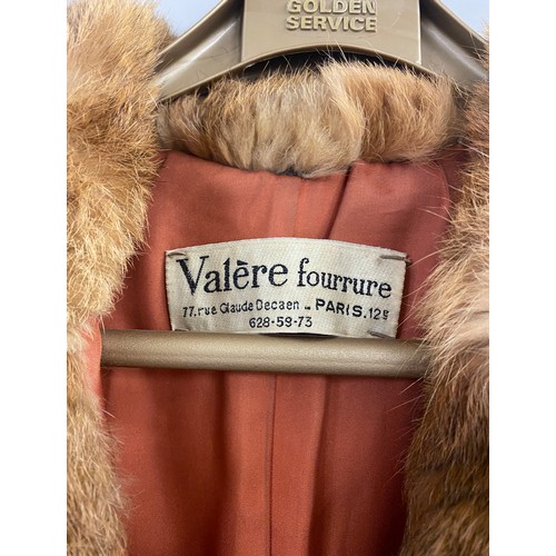 520 - Valere fourrure 77.rue Claude Decaen- Paris 12 e 628-59-73 ladies coat