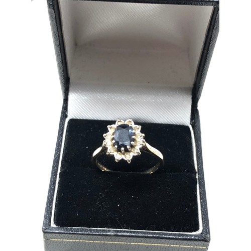 96 - 9ct gold vintage sapphire & diamond cluster ring (3.2g)