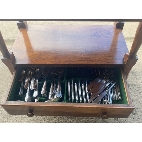 391 - Mahogany drop leaf tea trolley with cutlery set to bottom drawer,  approxiamte measurements : Height... 