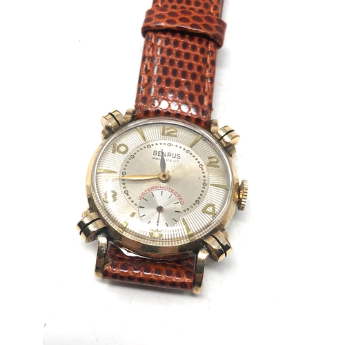 372 - Vintage Benrus gents wristwatch the watch is ticking