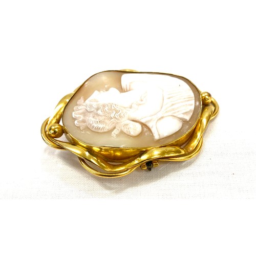 505 - Yellow metal unmarked ladies head cameo