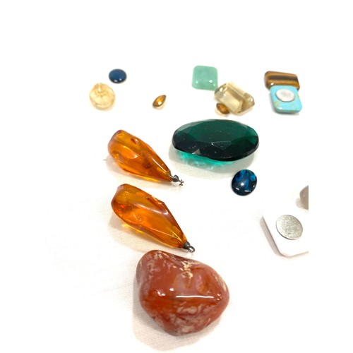 513 - Selection of various gem stones