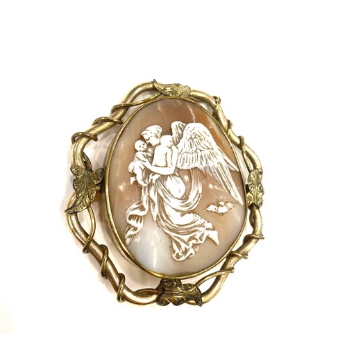 514 - Large pinchbeck cameo angel with baby