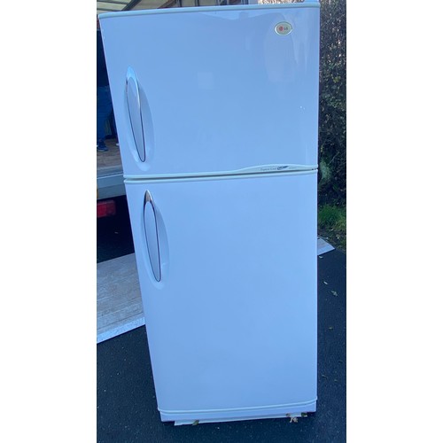 350 - LG Fridge freezer Express Cool turbo model GRT582GBA, working order, overall height 69.5 inches, Wid... 