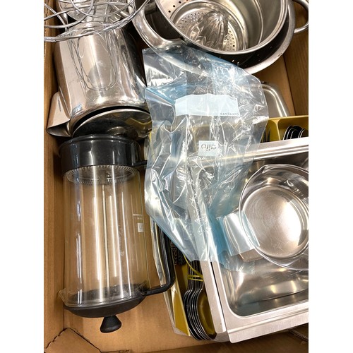 373 - Large selection of kitchenalia to include- glasses, cutlery, fruit bowl etc