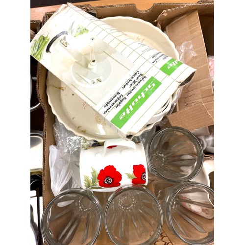 373 - Large selection of kitchenalia to include- glasses, cutlery, fruit bowl etc