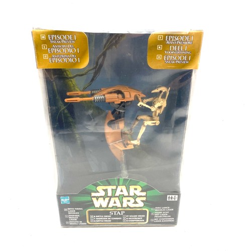 34 - Hasbro boxed Star Wars stap - Episode 1