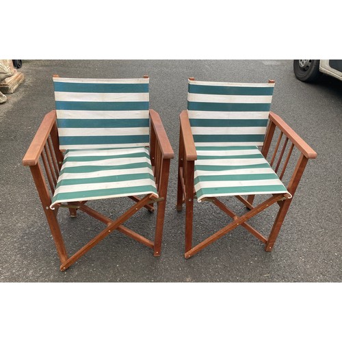 2 folding fabric directors chairs