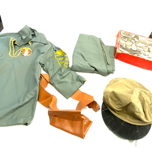 61 - Boxed Official highway patrol suit