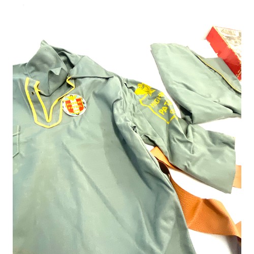 61 - Boxed Official highway patrol suit