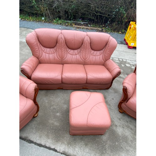 461 - 4 Piece Italian leather suite