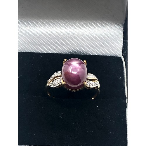 109 - 9ct gold vintage star ruby & diamond statement ring (3.2g)