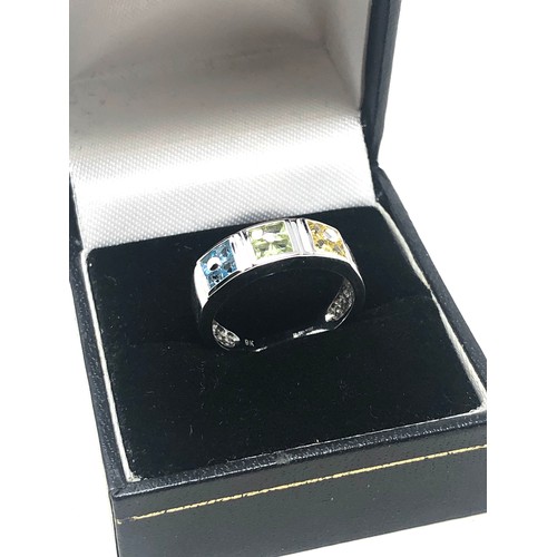 120 - 9ct white gold yellow sapphire, topaz & peridot multi-stone statement ring (4.7g)