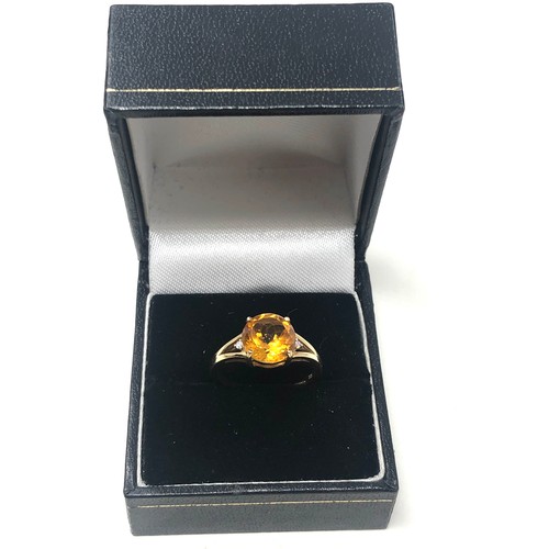 96 - 9ct gold vintage citrine & diamond statement ring (2.7g)