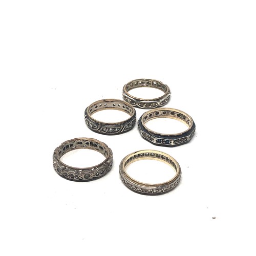 280 - 5 x .925 sterling silver and 9ct gold banded rings (12.1g)