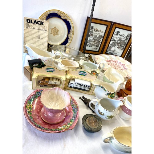 282 - Selection miscellaneous pottery and collectables to include part silver coffee beans teaspoons, jugs... 