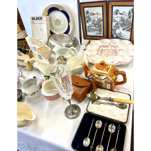 282 - Selection miscellaneous pottery and collectables to include part silver coffee beans teaspoons, jugs... 