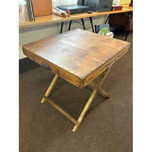 264 - La Porteuse de pain table , collapsable legs, approximate  measurements: 27 x 24 inches, Height: 26 ... 
