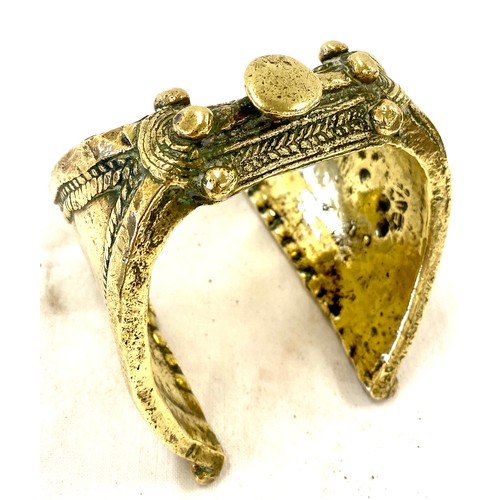 606 - Vintage brass gypsy arm cuff bangle