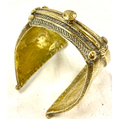 541 - Vintage brass gypsy arm cuff bangle