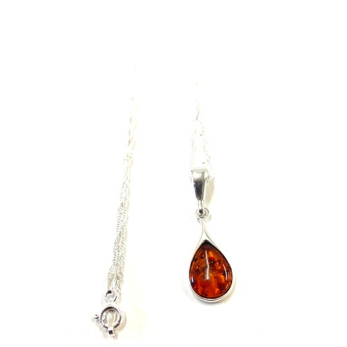 589 - Ladies Silver hallmarked 925 amber set pendant necklace