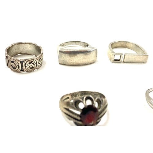 522 - Selection of assorted silver hallmarked rings