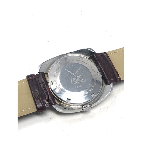 381 - Gents Geneve montego automatic wristwatch the watch is ticking