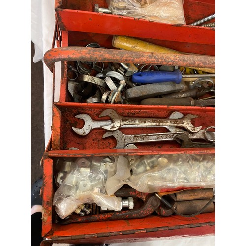 250 - Red metal Halfords tool box with contents to includes spanners, chisels etc