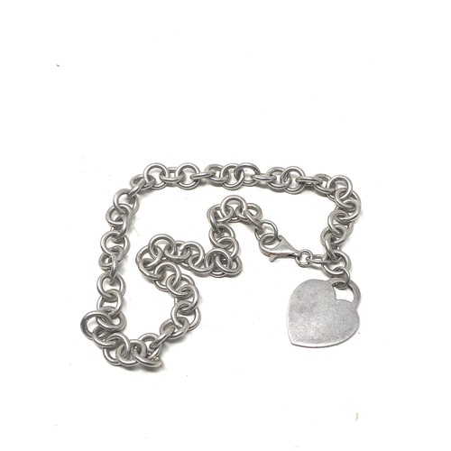 276 - Sterling Silver Jewellery Rolo link fashion necklace with engraved heart pendant (58g)