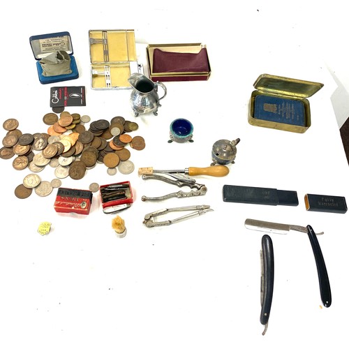 530 - Selection of miscellaneous includes Clibra lighter, Christmas tin etc