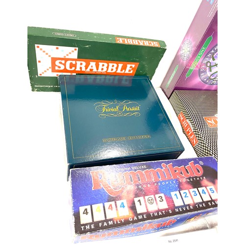 178 - Selection of vintage and later games includes Scrabble, Who wants to be a millionaire etc