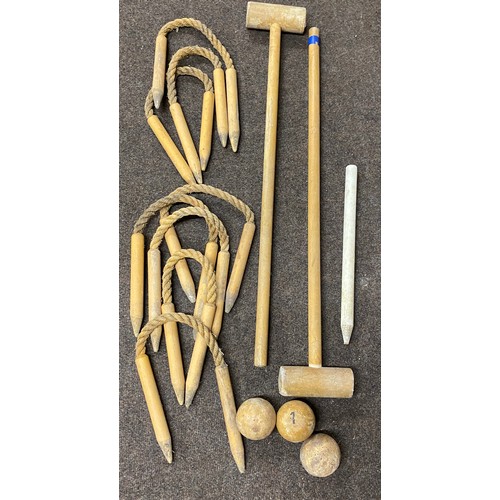 215 - Vintage croquet set