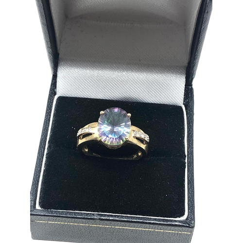 85 - 9ct gold mystic topaz & diamond ring weight 4.5g