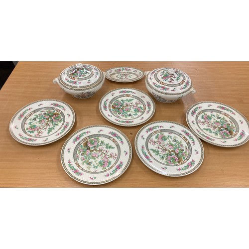 126 - Selection of Crown ducal indian tree includes Tureen plates etc