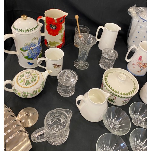 309 - Selection of miscellaneous includes pottery, glassware etc