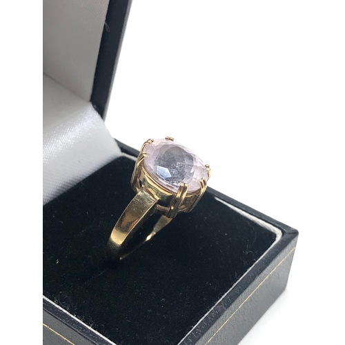 90 - 9ct gold pink gemstone statement ring weight 5.2g