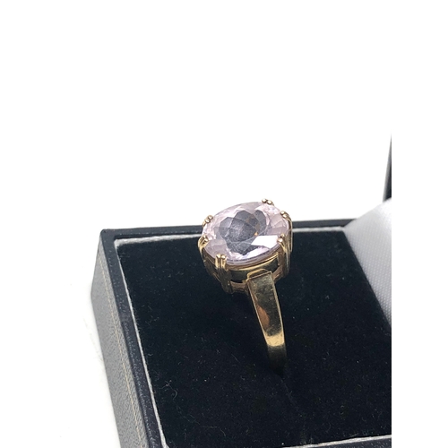 90 - 9ct gold pink gemstone statement ring weight 5.2g