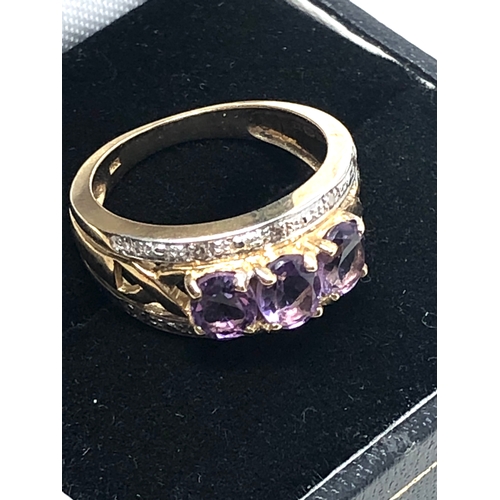 99 - 9ct gold amethyst & diamond ring weight 3.5g