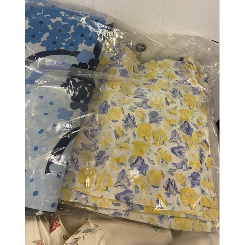 314 - Vintage Laura Ashley single bed set, Charlotte & Confetti blue and yellow bed set, 1980s double bed ... 