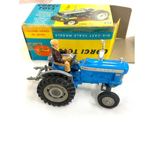 521 - Vintage Boxed Corgi Toys Ford 5000 super major tractor 67, with driver,  in original box