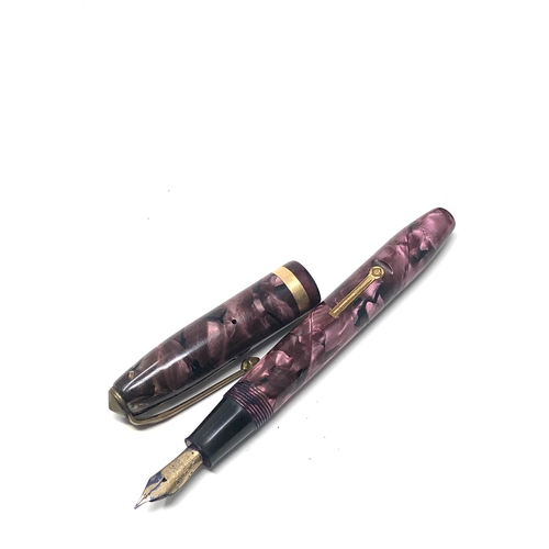 467 - Vintage Conway Stewart 84 Fountain Pen - Mauve marbled  14ct Gold nib