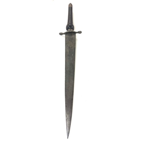 536 - Continental plug bayonet, the blade engraved WR under a Crown, blade length 37cm