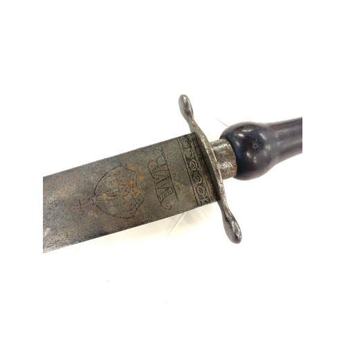 536 - Continental plug bayonet, the blade engraved WR under a Crown, blade length 37cm