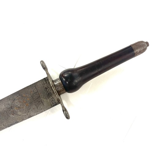 536 - Continental plug bayonet, the blade engraved WR under a Crown, blade length 37cm