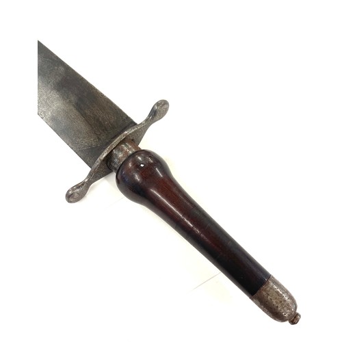 536 - Continental plug bayonet, the blade engraved WR under a Crown, blade length 37cm