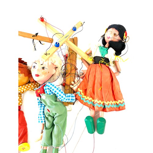 754 - Selection of puppets to include Pelham puppet Pinocchio, Geppetto etc