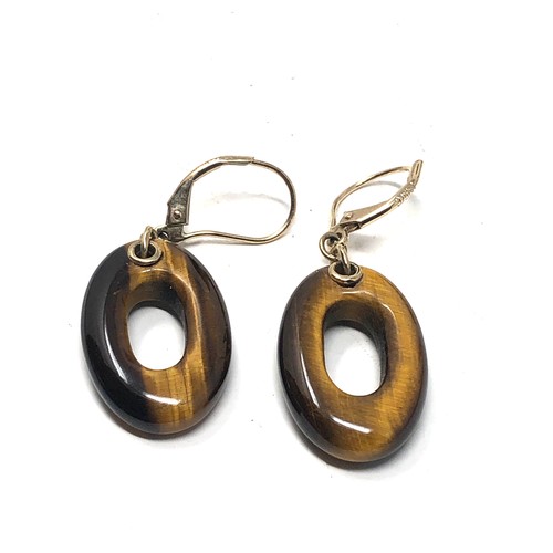 281 - 9ct gold tigers eye drop earrings (4.8g)